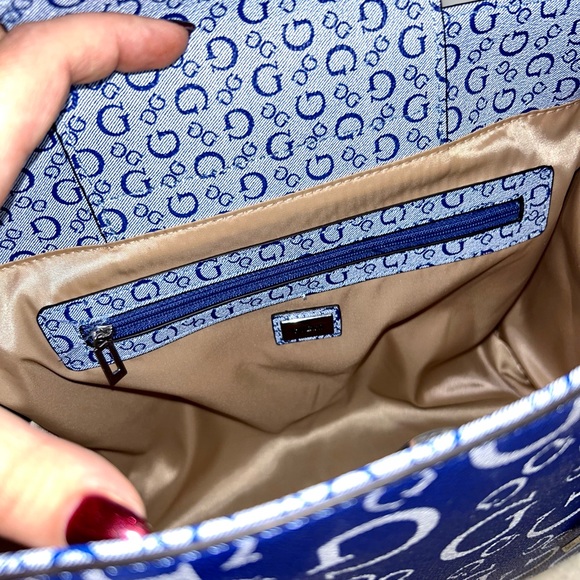 Guess Monogram Satchel Top Handle Handbag Purse - Picture 8 of 11